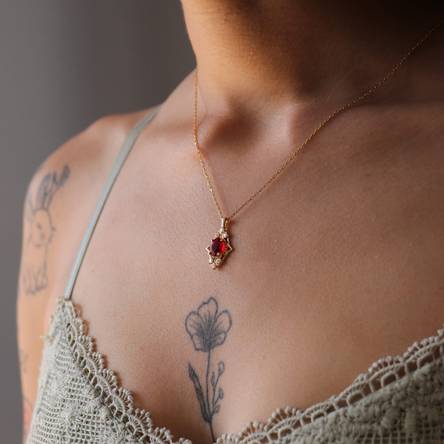 Zümrüt ve Mozanit 925 Gümüş Altın Kaplama Kolye