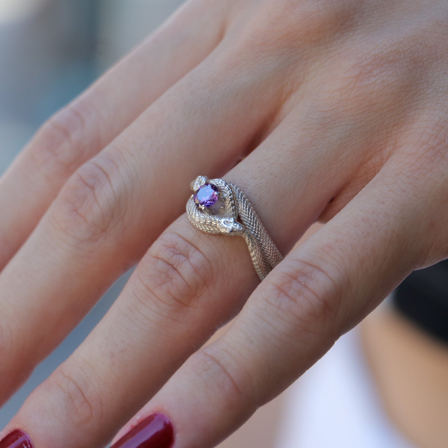 Ouroboros Yüzük (Tüm Taş ve Maden Seçenekleri)