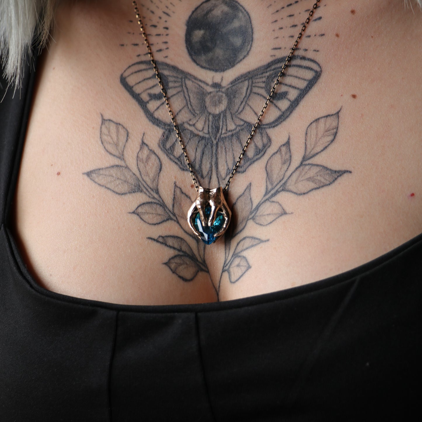 Drop Garnet Stone Palm Necklace