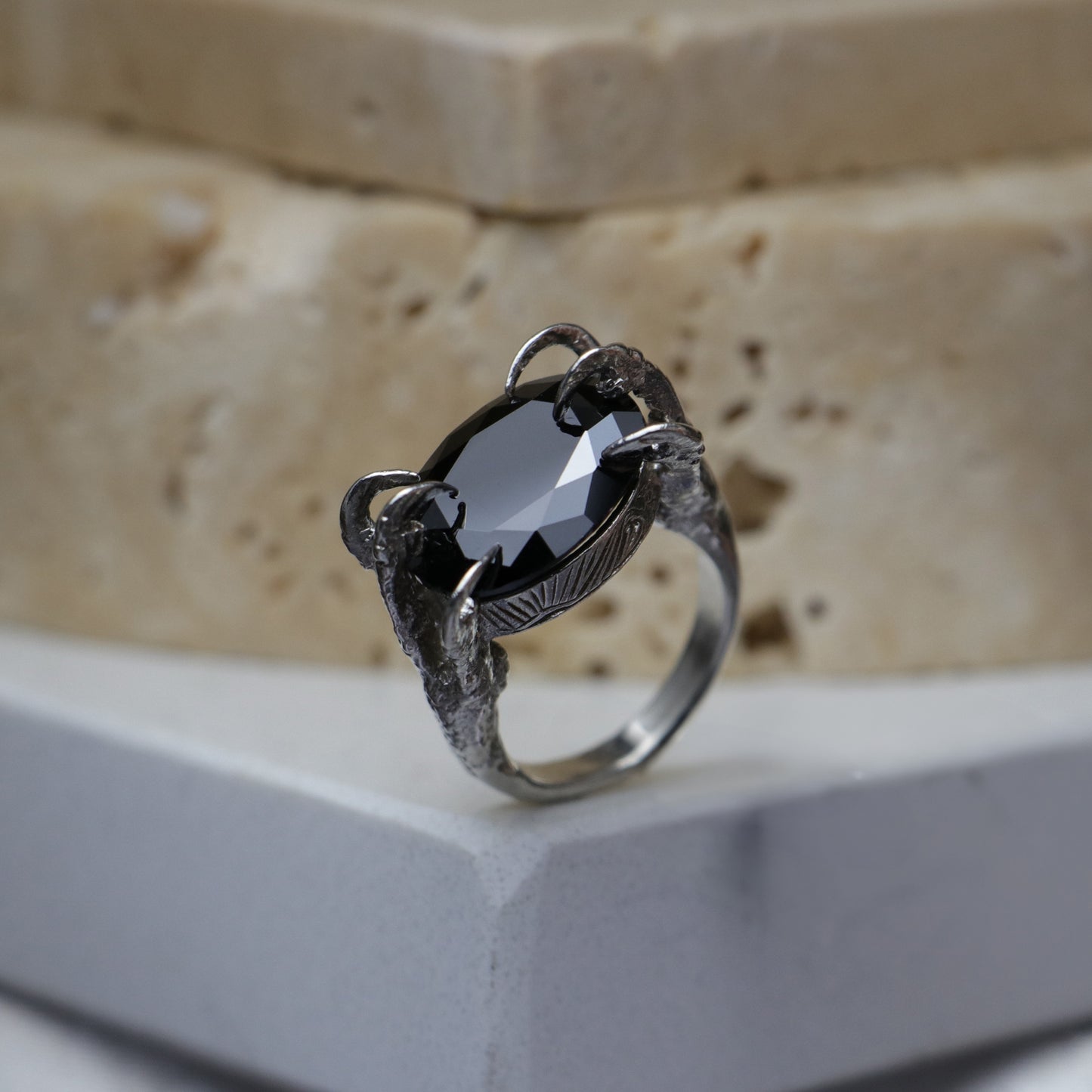 Pençe Yüzük (Tüm Maden ve Taş Seçenekleri)