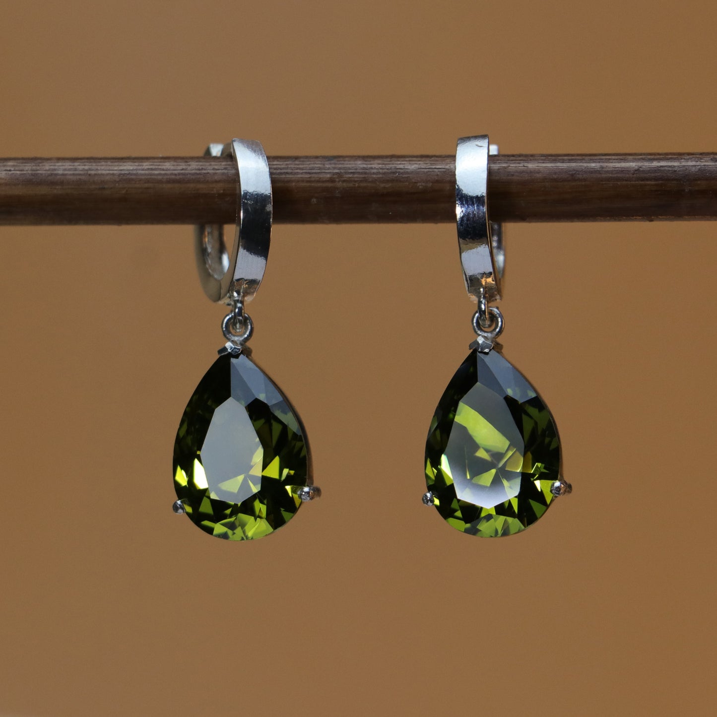 925 Silver Earring with Drop Jade Stone