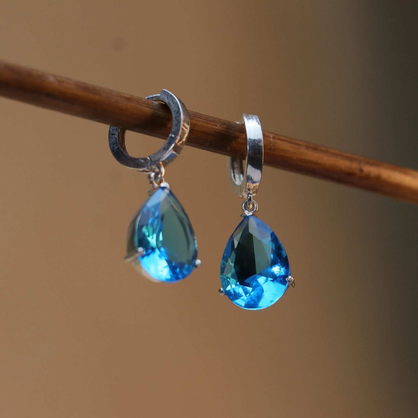 925 Silver Earring with Drop Jade Stone