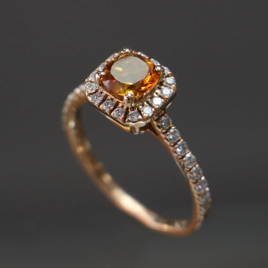 0.40 Karat Pırlanta ve 0.83 Karat Sitrin Yüzük