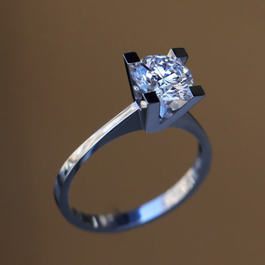 1.50 Karat E SI2 Pırlanta Tektaş Yüzük