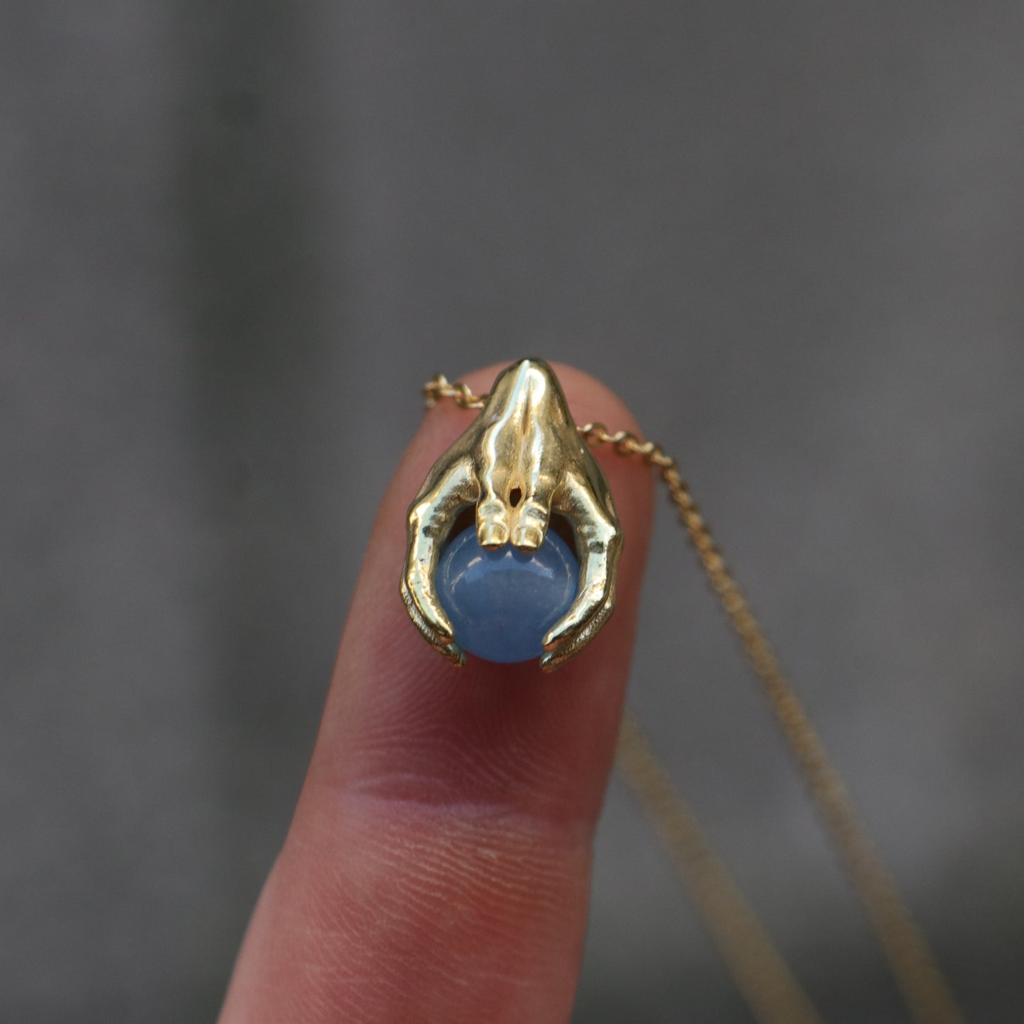 Minimalist Avuç Blue Topaz 925 Gümüş Altın Kaplama Kolye