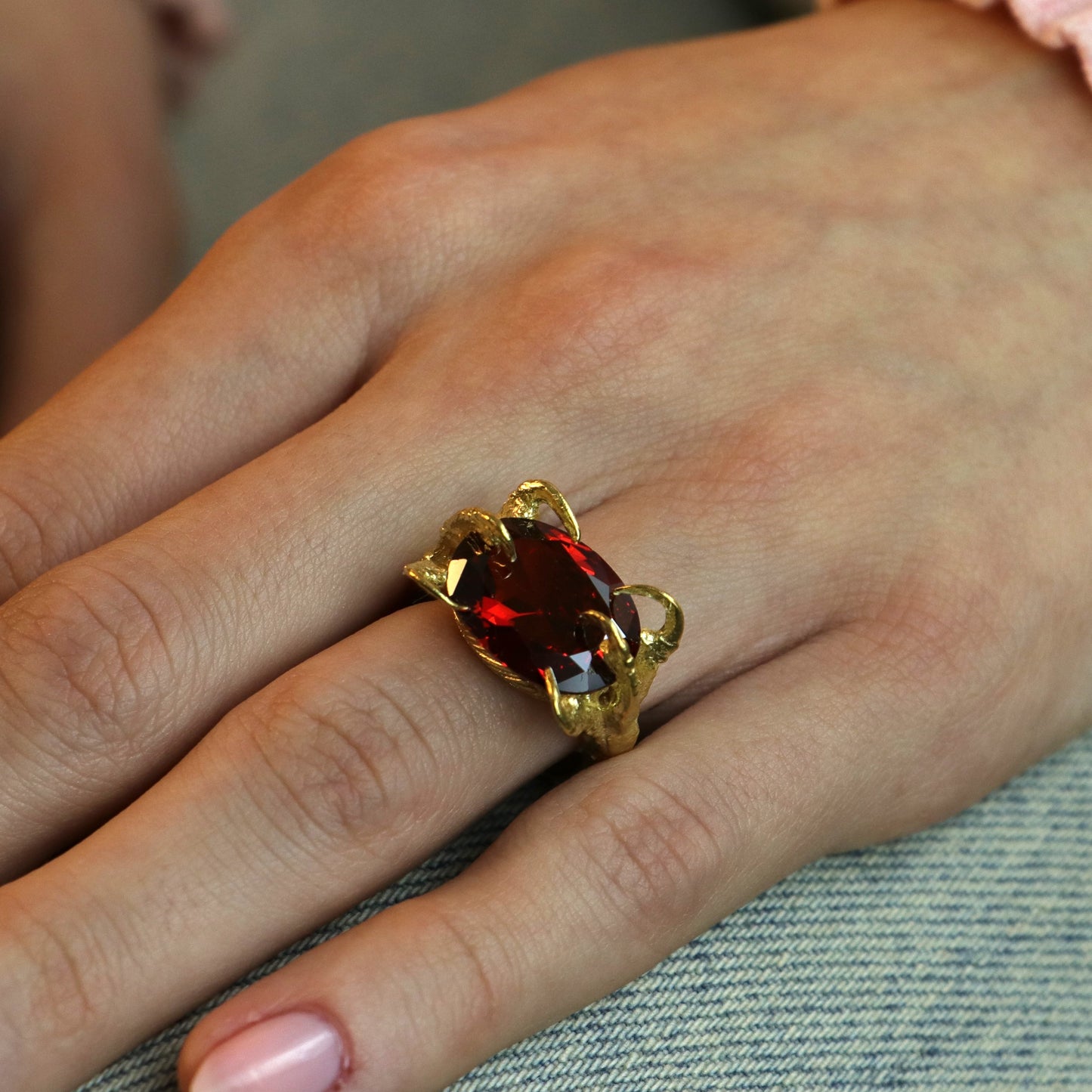 Pençe Yüzük (Tüm Maden ve Taş Seçenekleri)