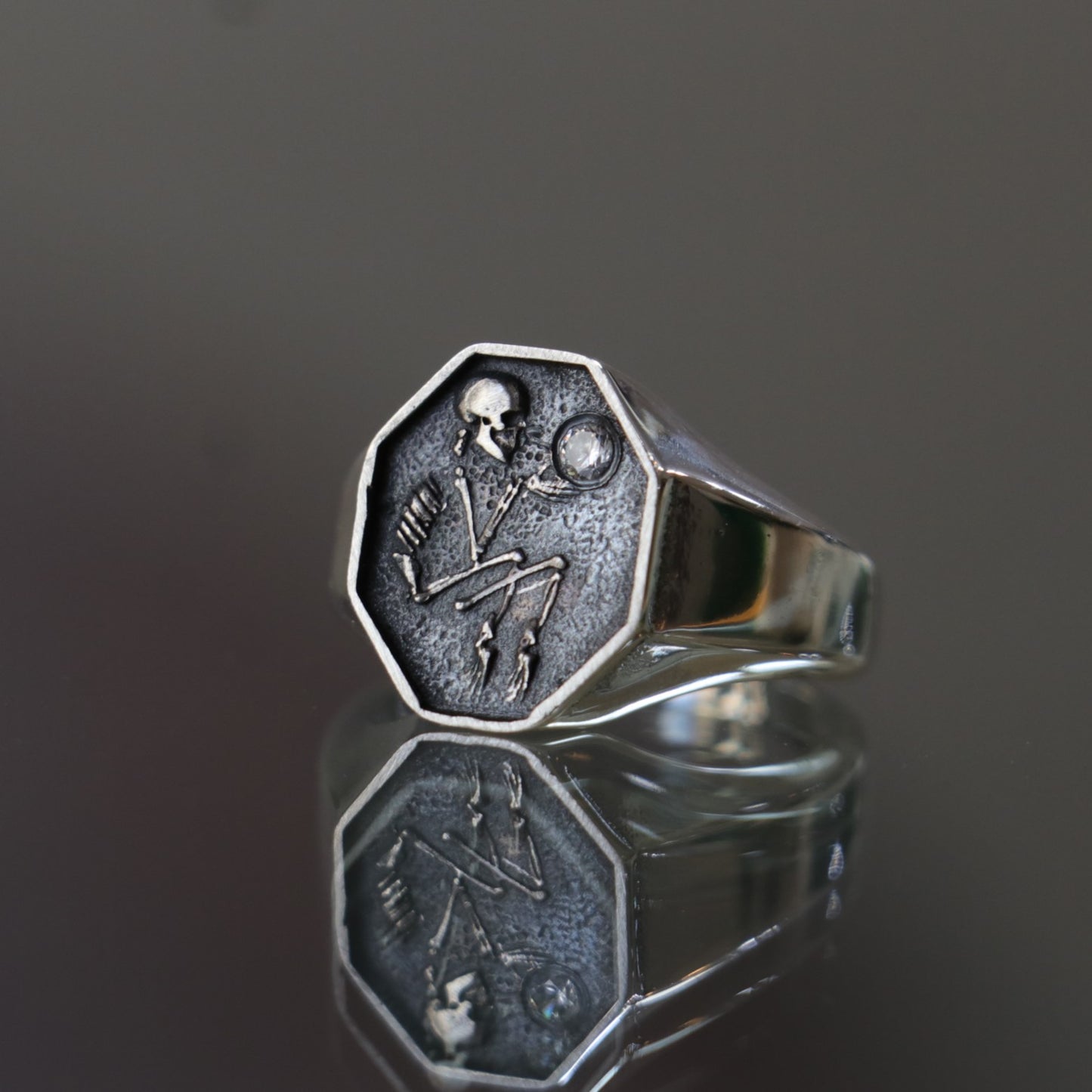 Memento Mori Amethyst Men's 925 Silver Ring