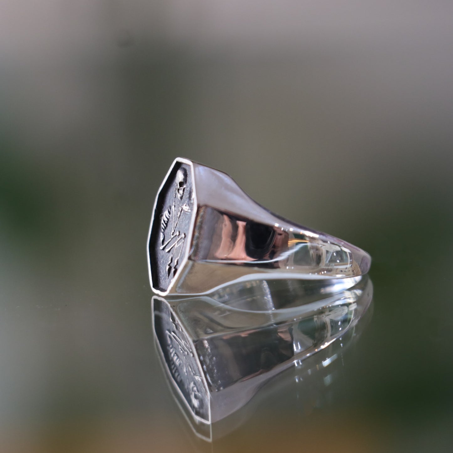 Memento Mori Amethyst Men's 925 Silver Ring