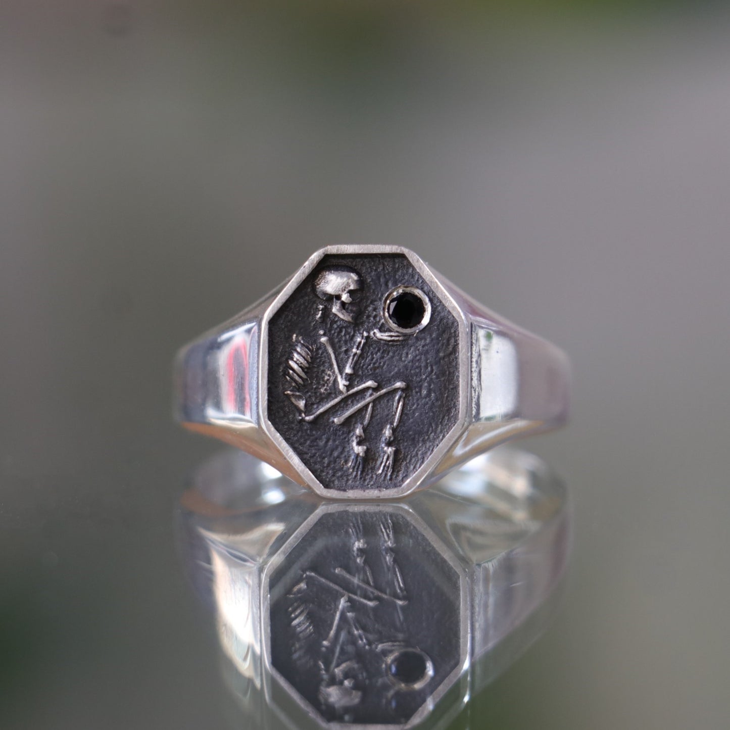 Memento Mori Amethyst Men's 925 Silver Ring