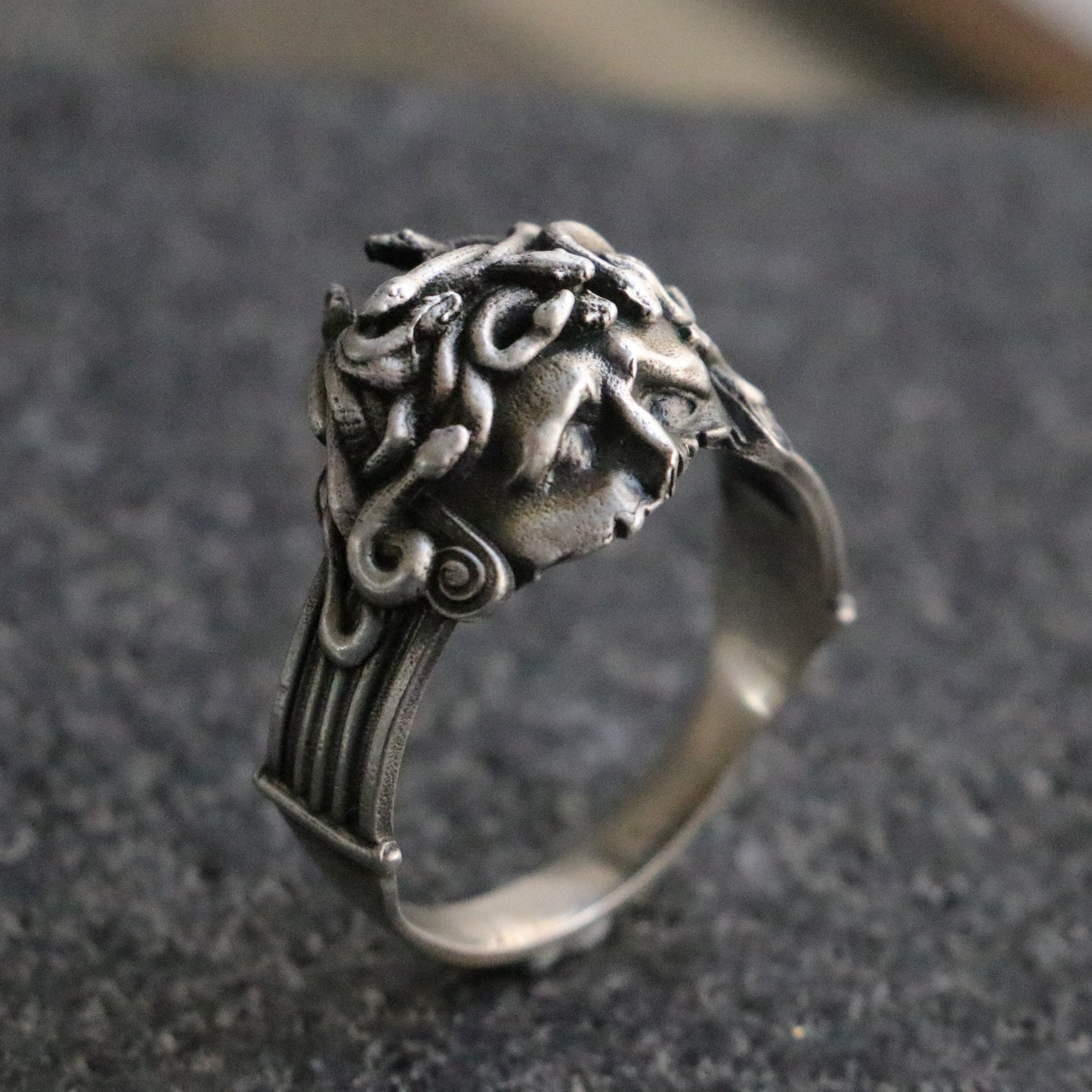 Yarım Medusa Erkek 925 Gümüş Yüzük