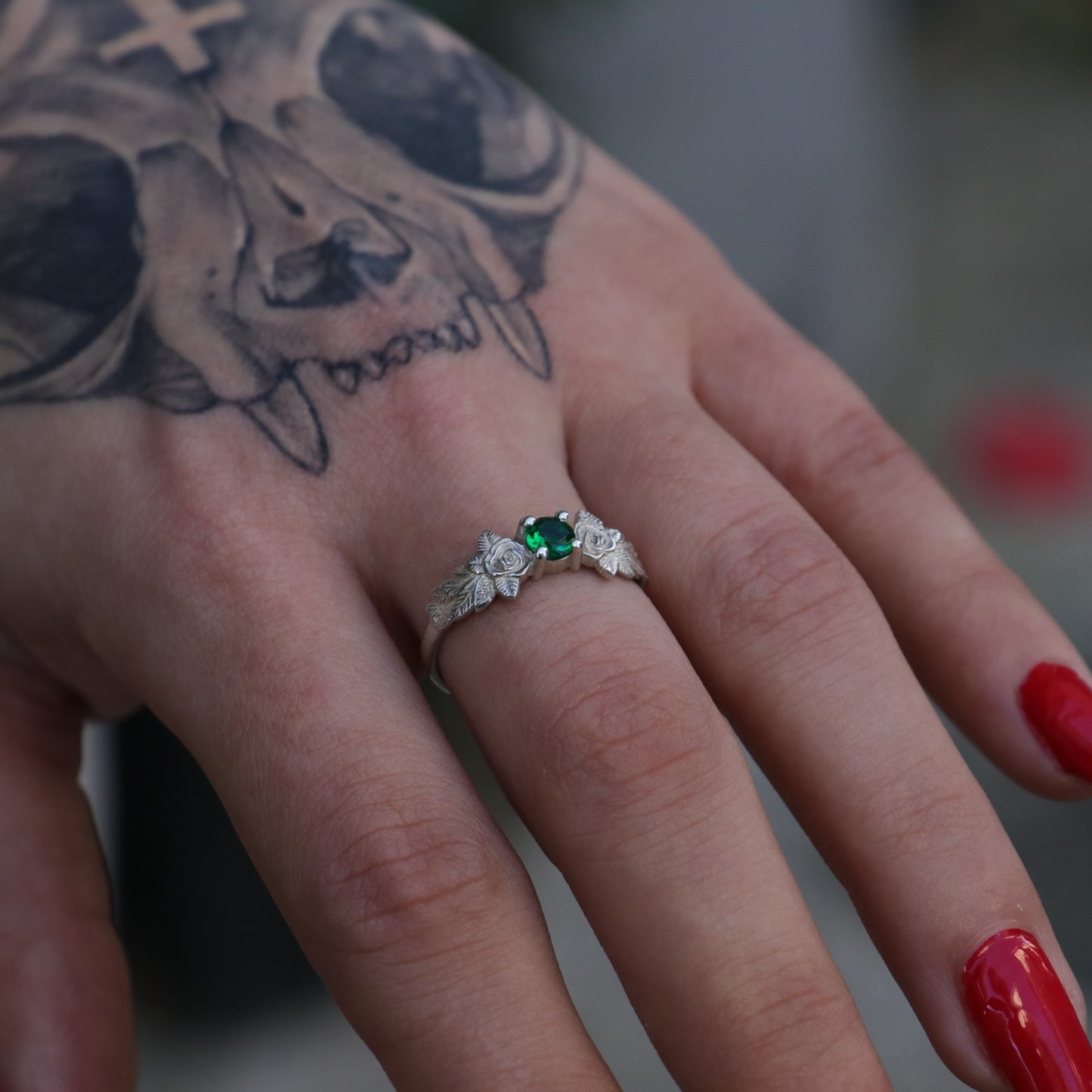 Yapraklar Yüzük (Tüm Maden ve Taş Seçenekleri)