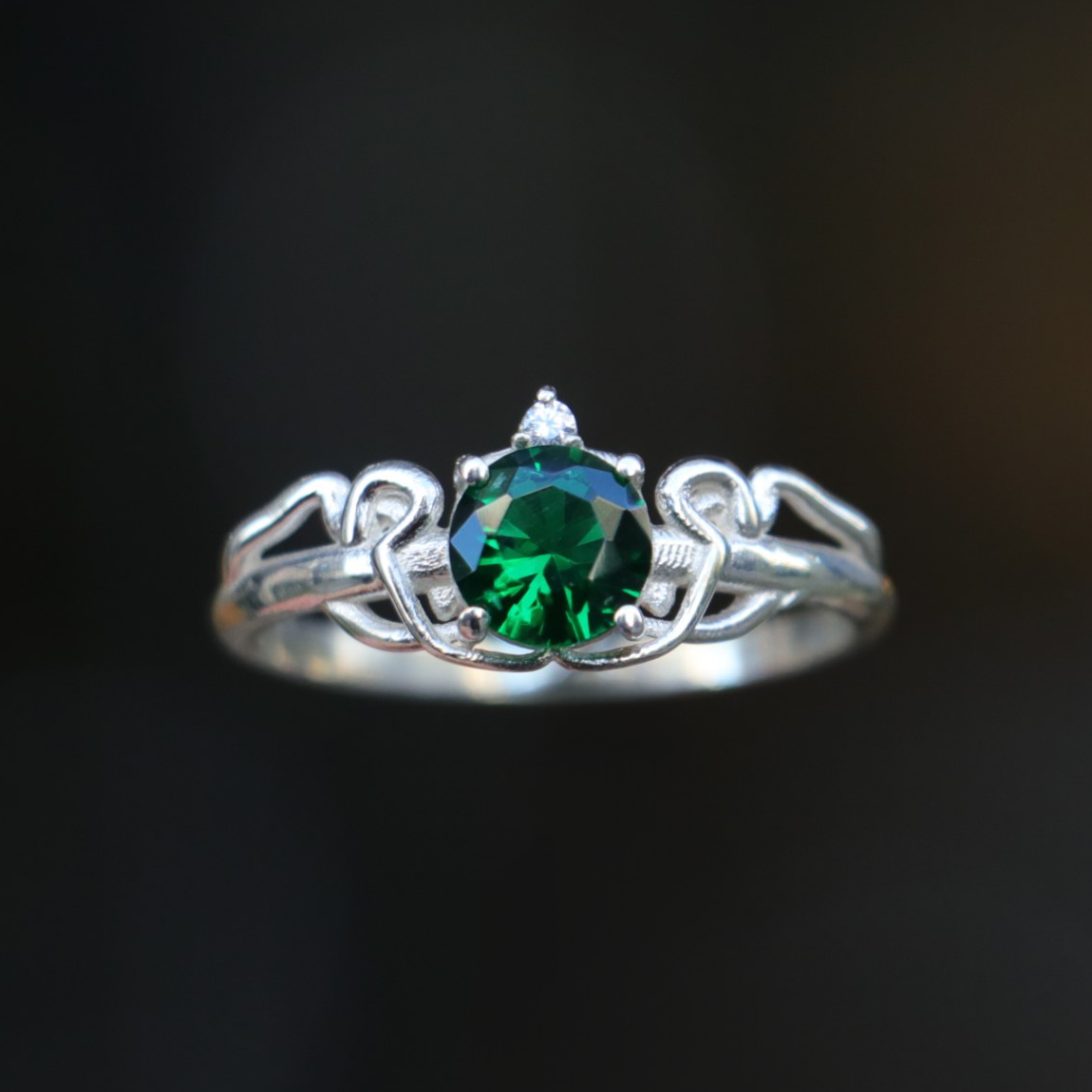 Dallar Zümrüt ve Mozanit 925 Gümüş Yüzük