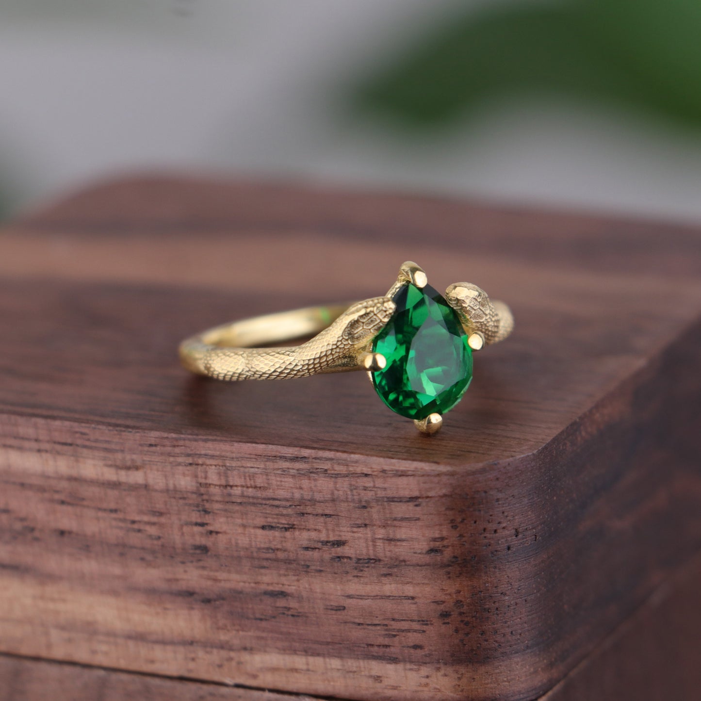 Isabella Lab. Emerald (14 Carat Gold)