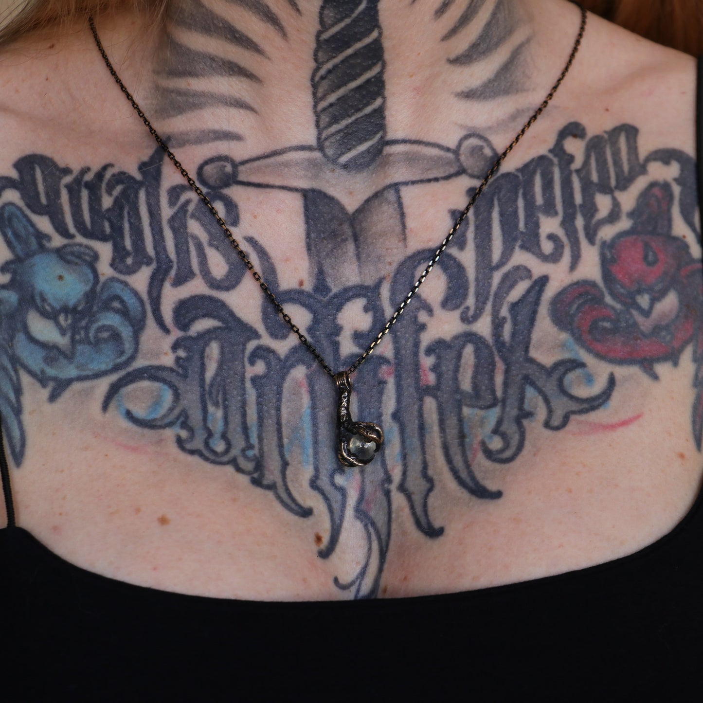 Stardust Stone Claw Necklace