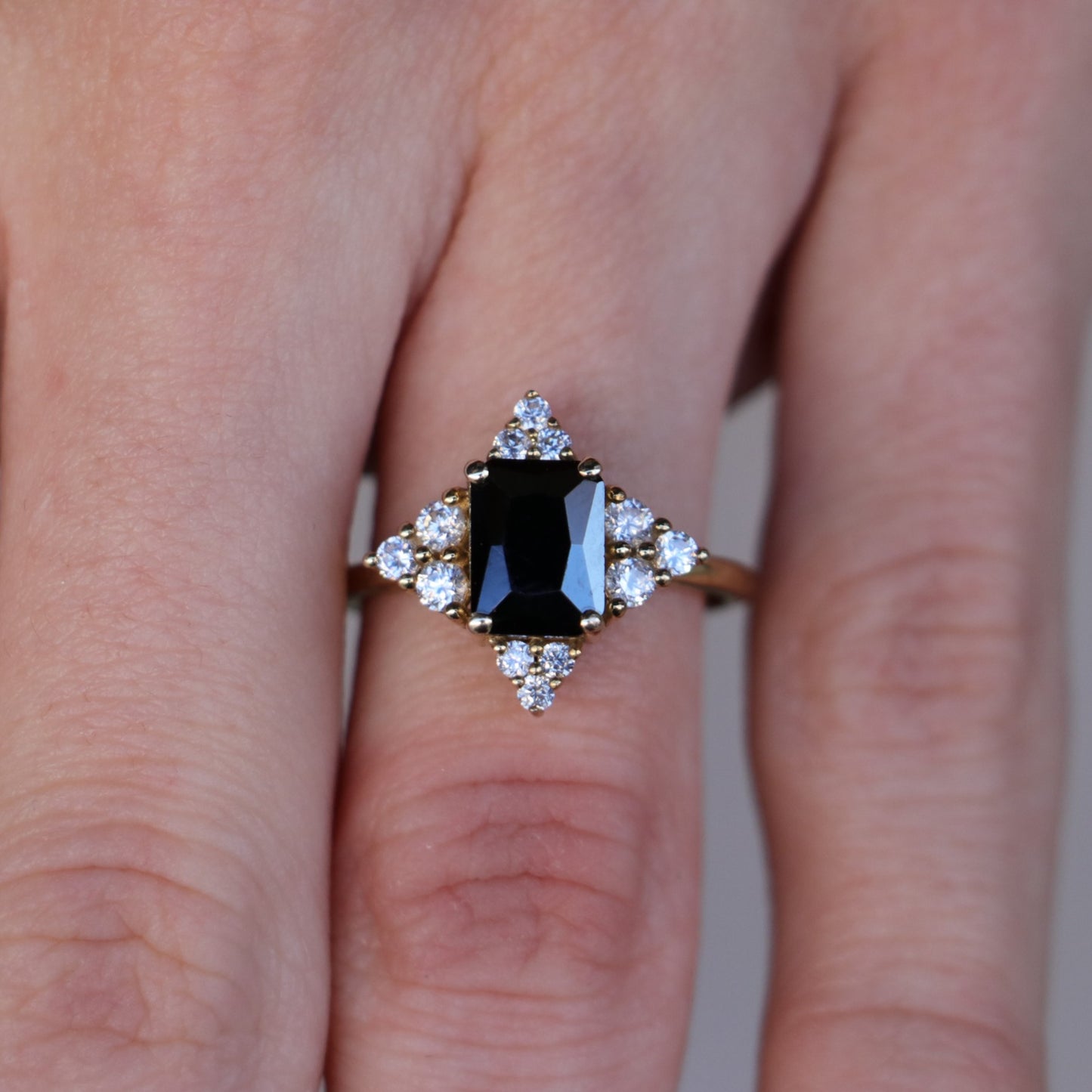 Isabella Lab. Emerald (14 Carat Gold)