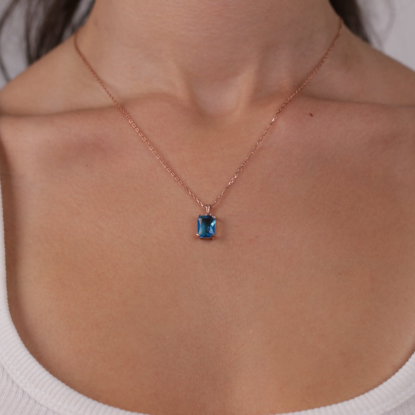 Zümrüt Küpe Kolye Set