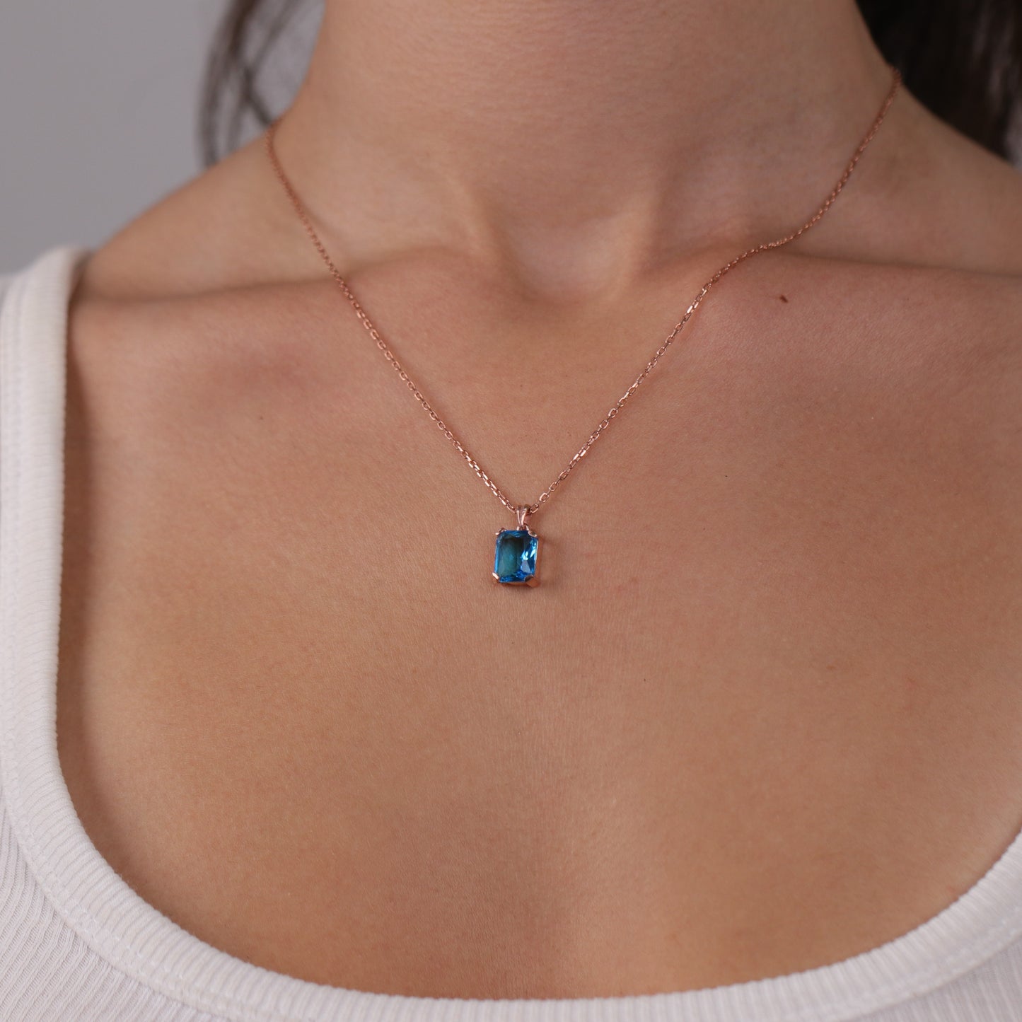 Zümrüt Küpe Kolye Set