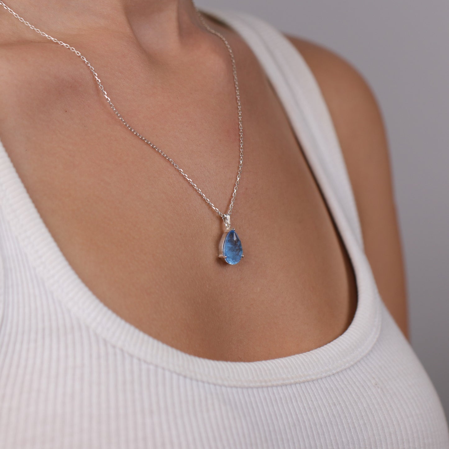 Damla Blue Topaz Küpe Kolye Set