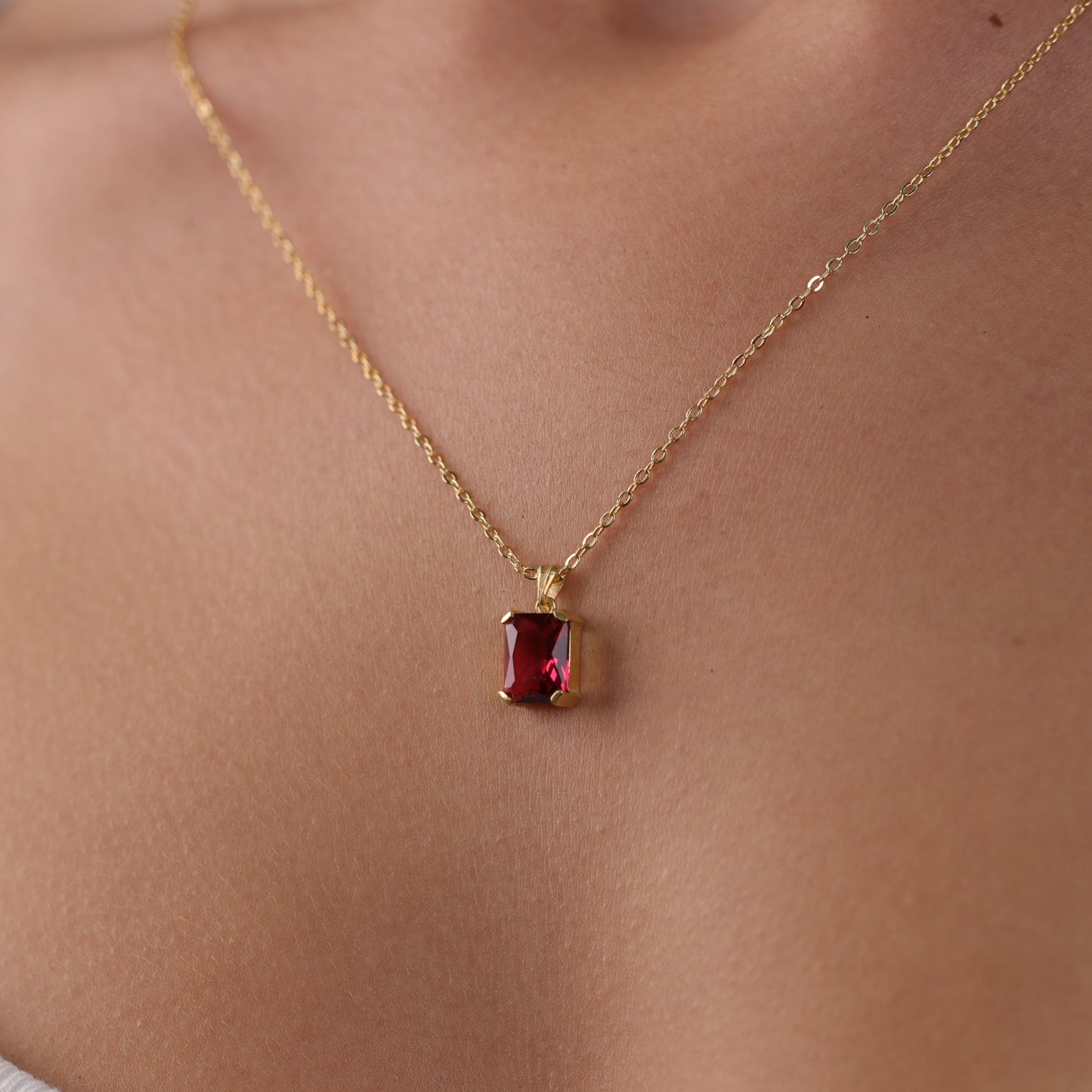 Zümrüt Küpe Kolye Set