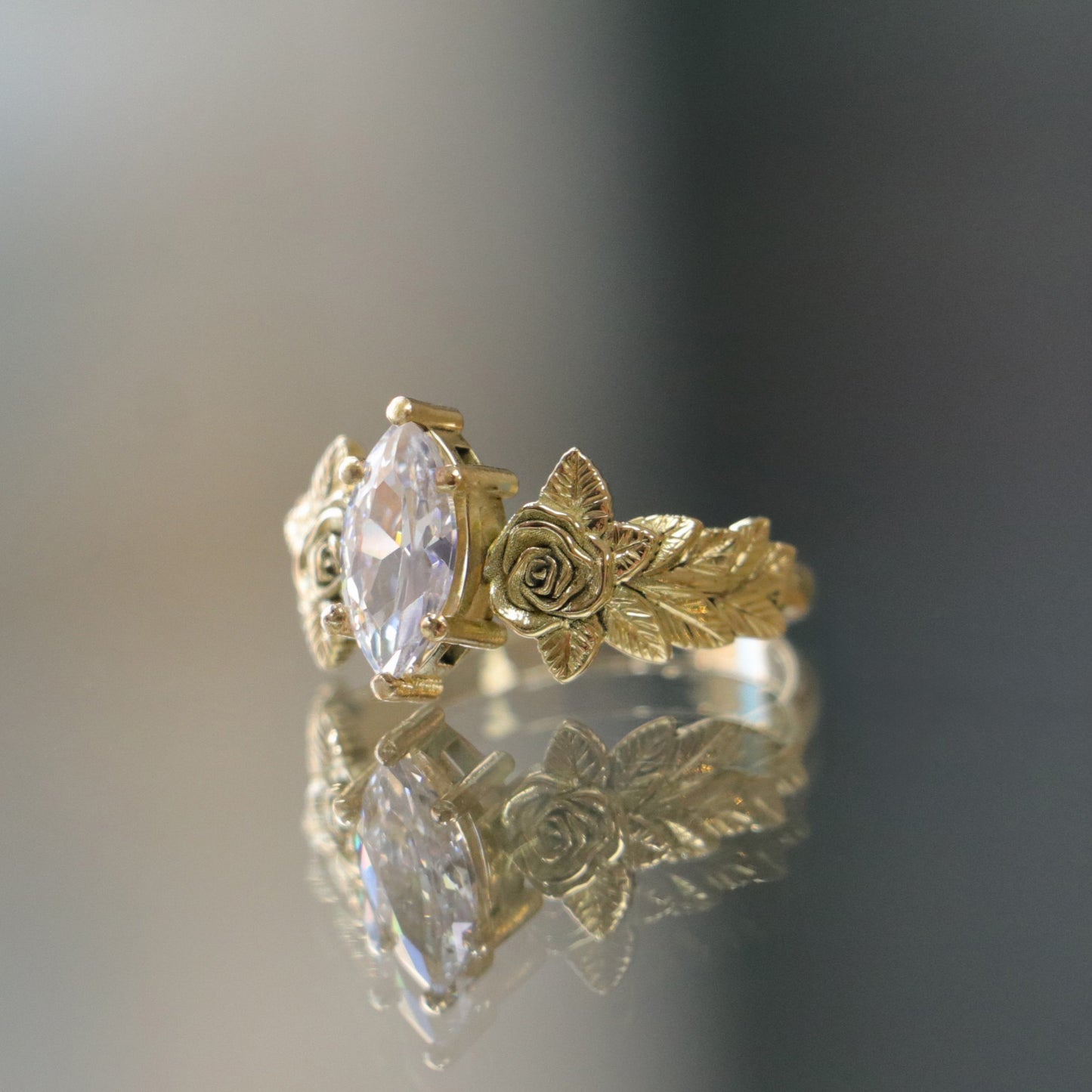 0.85 Karat Markiz Pırlanta Yüzük