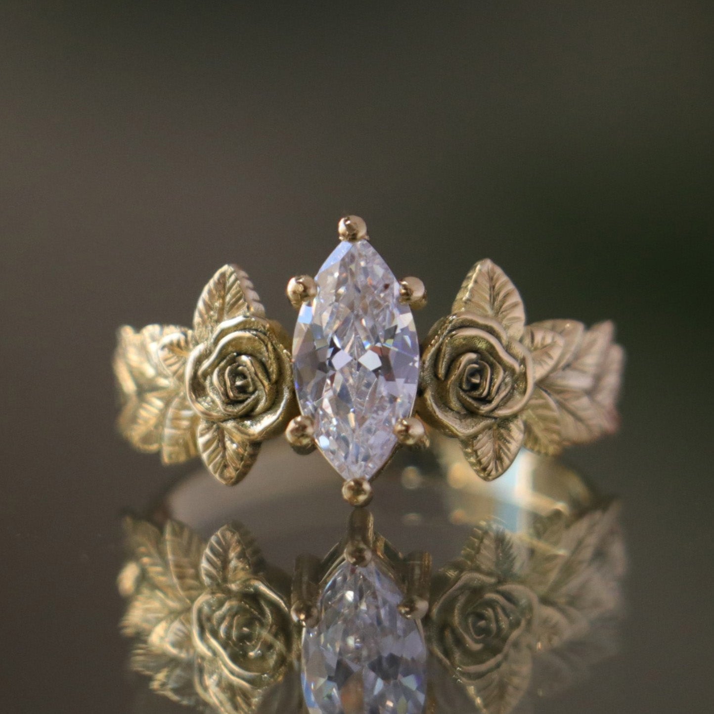 Yapraklar (Tüm Doğal Taşlar) 925 Oksitlenmiş Gümüş Yüzük