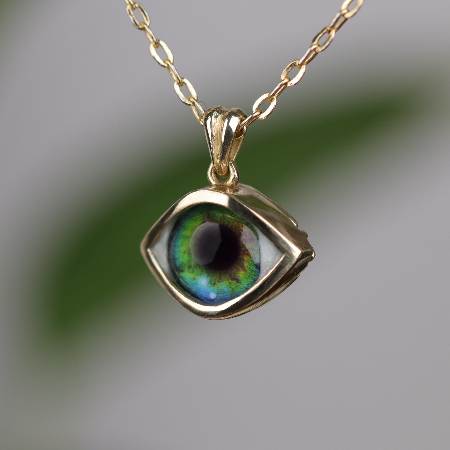 "IRIS" | Gerçekçi Göz Tılsım Kolye (Gümüş & Pirinç)