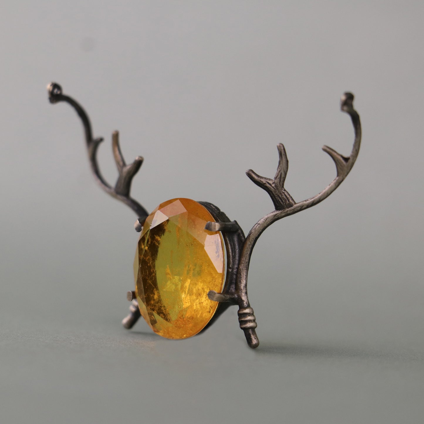 Alageyik Boynuzu Kolye (Tüm Maden ve Taş Seçenekleri)