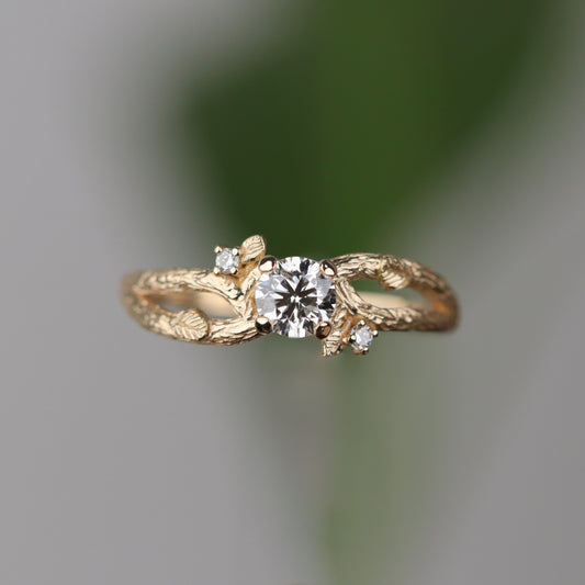 Special Design 0.37 Carat Diamond 14 Carat Gold Ring