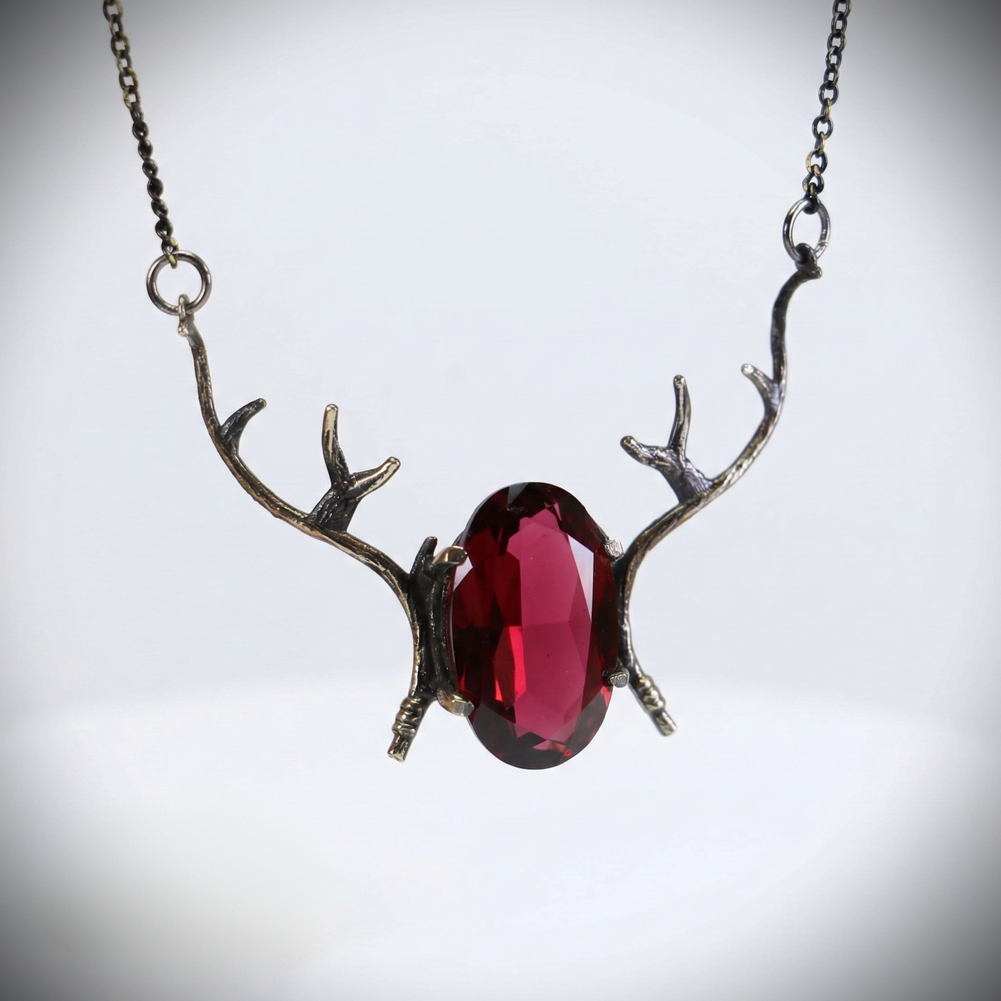 Alageyik Boynuzu Kolye (Tüm Maden ve Taş Seçenekleri)