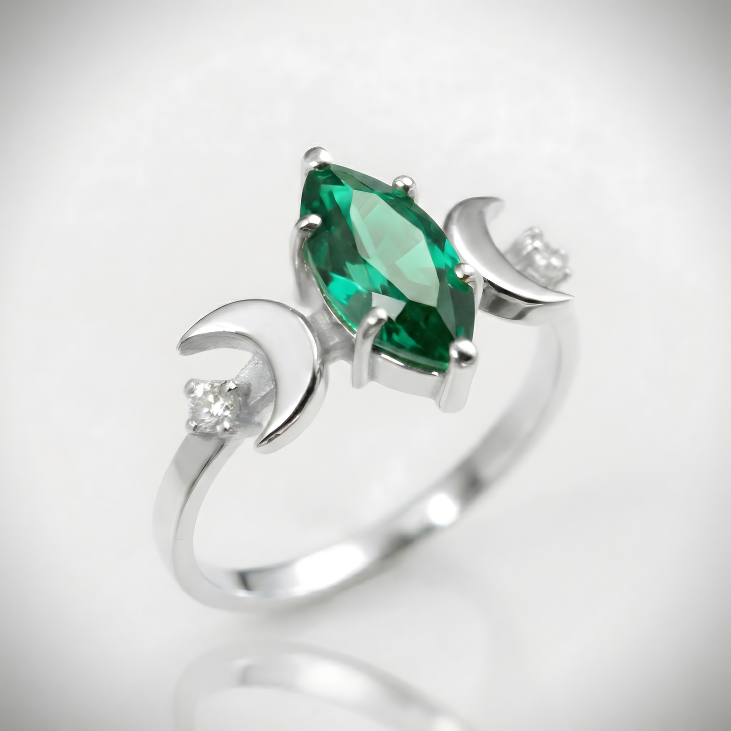 Isabella Lab. Emerald (14 Carat Gold)