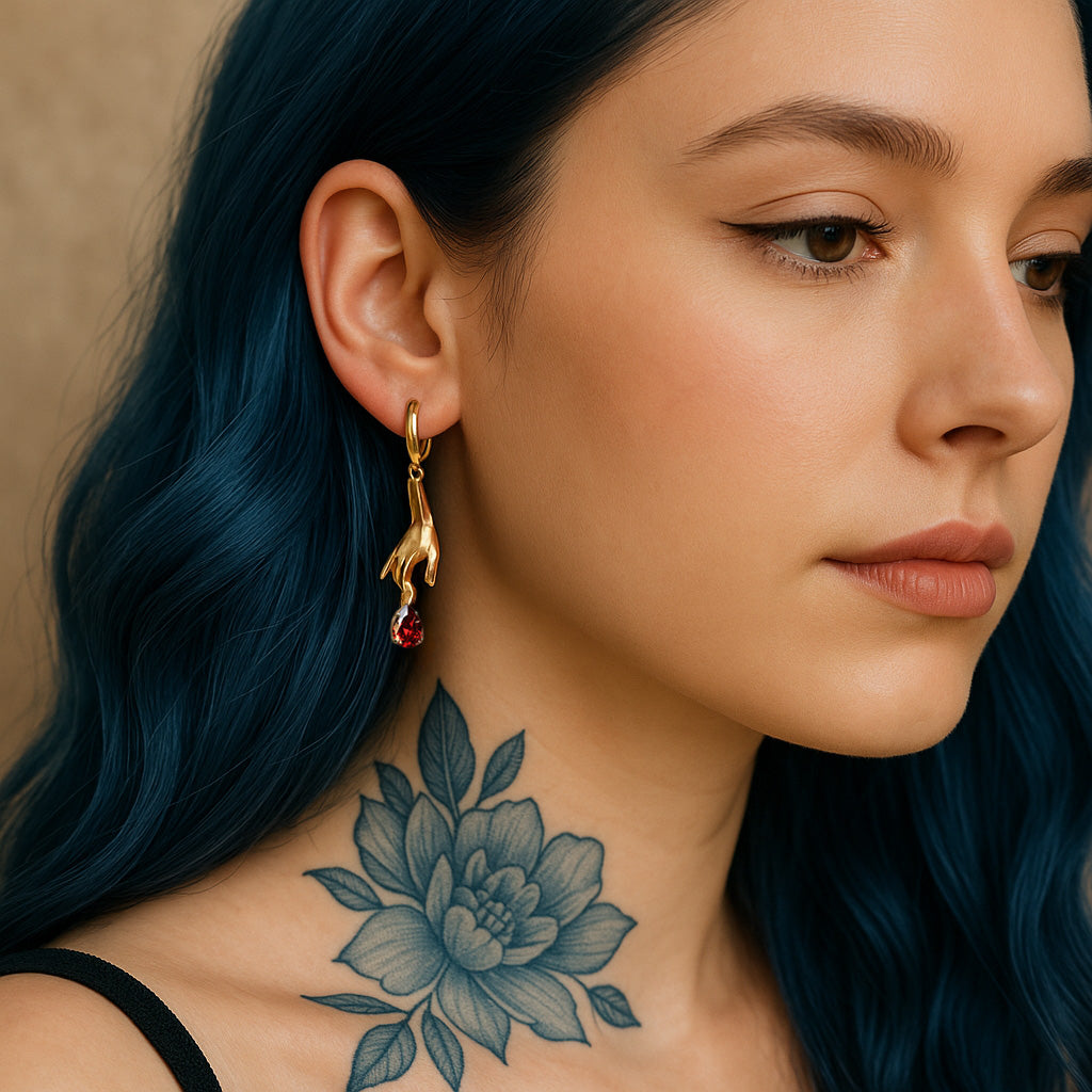 Eller Kalp Ametist Taşlı Küpe (Tüm Maden ve Taş Seçenekleri)