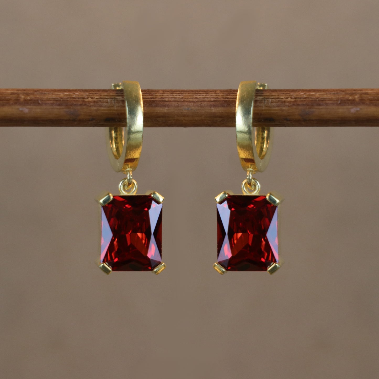 Emerald Garnet Taşlı 925 Gümüş Küpe