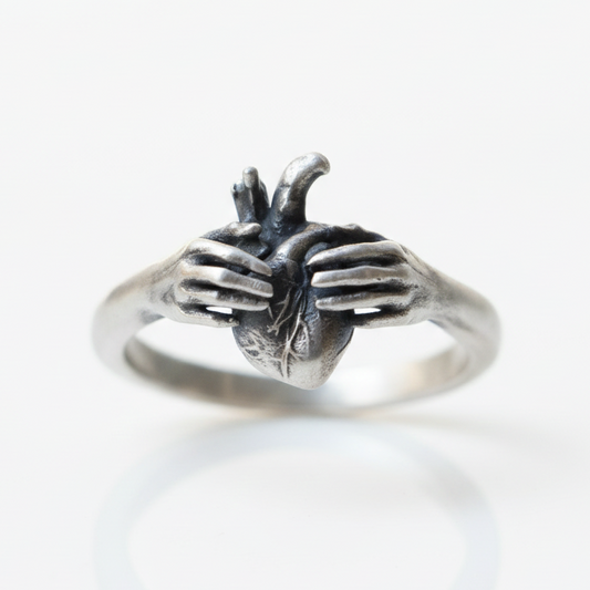 My Heart Between Your Hands 925 Oxidized Silver Ring