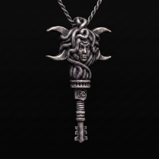 Medusa Ay Tanrıçası Anahtar 925 Gümüş Kolye