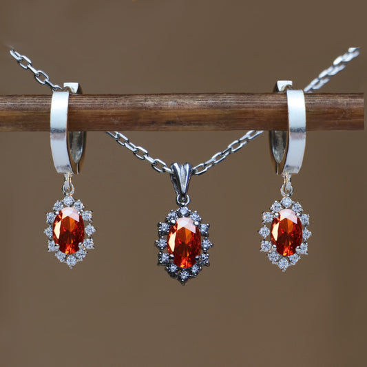 Oval Garnet ve Mozanit Taşlı 925 Gümüş Set