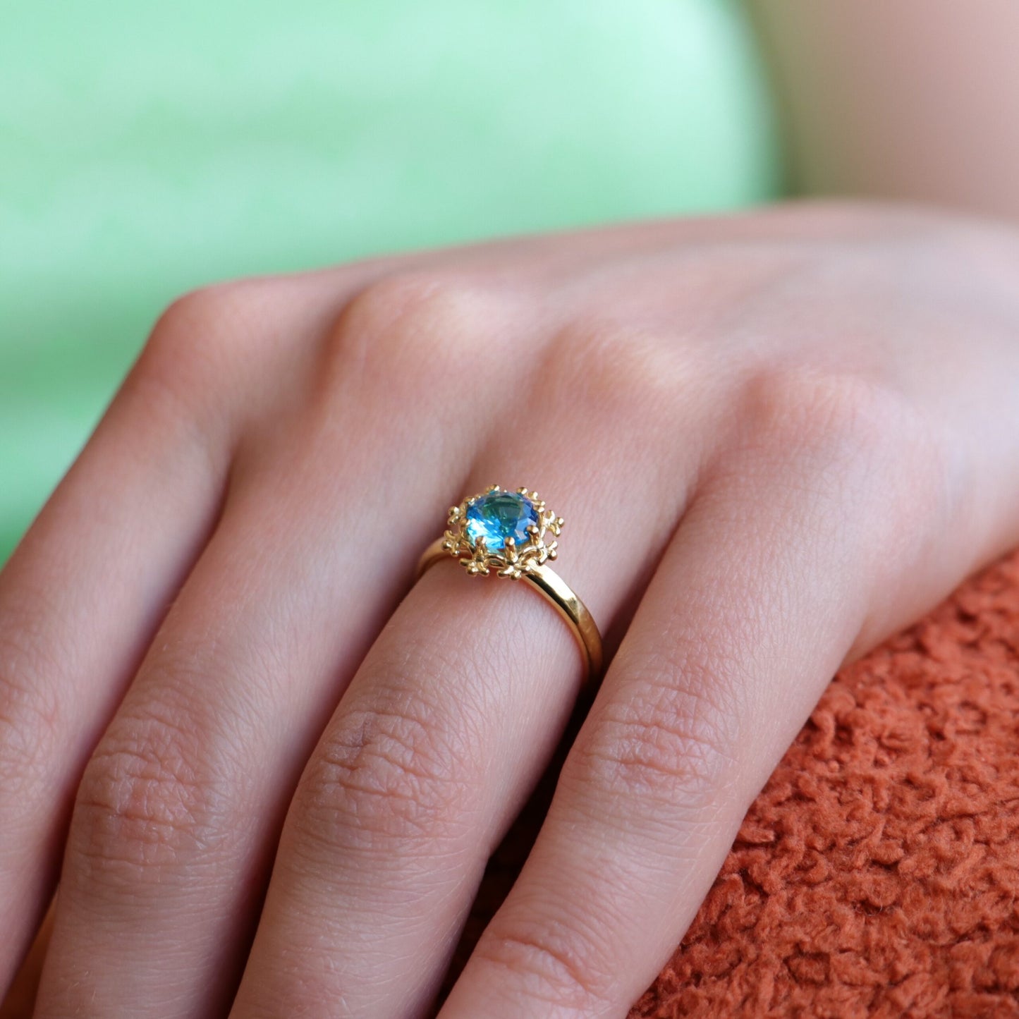 Kar Tanesi Yüzük (Tüm Taş ve Maden Seçenekleri)