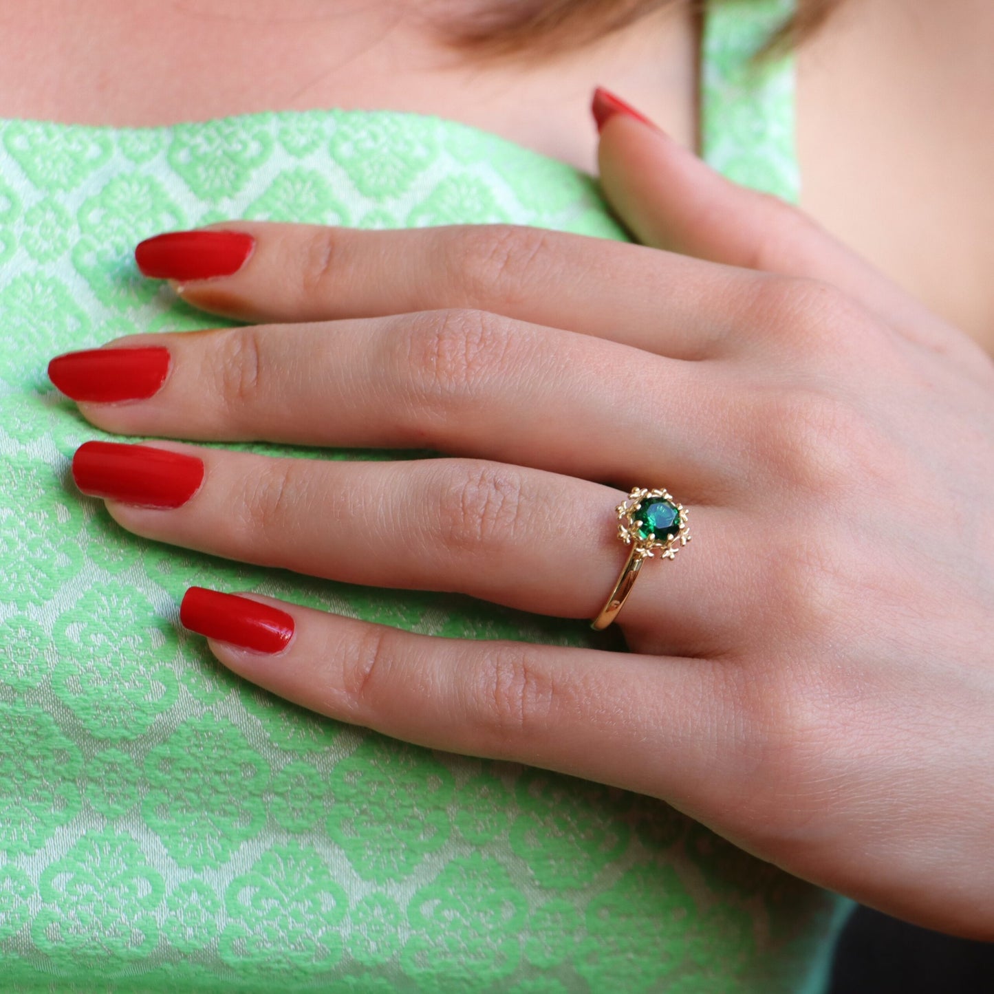 Kar Tanesi Yüzük (Tüm Taş ve Maden Seçenekleri)