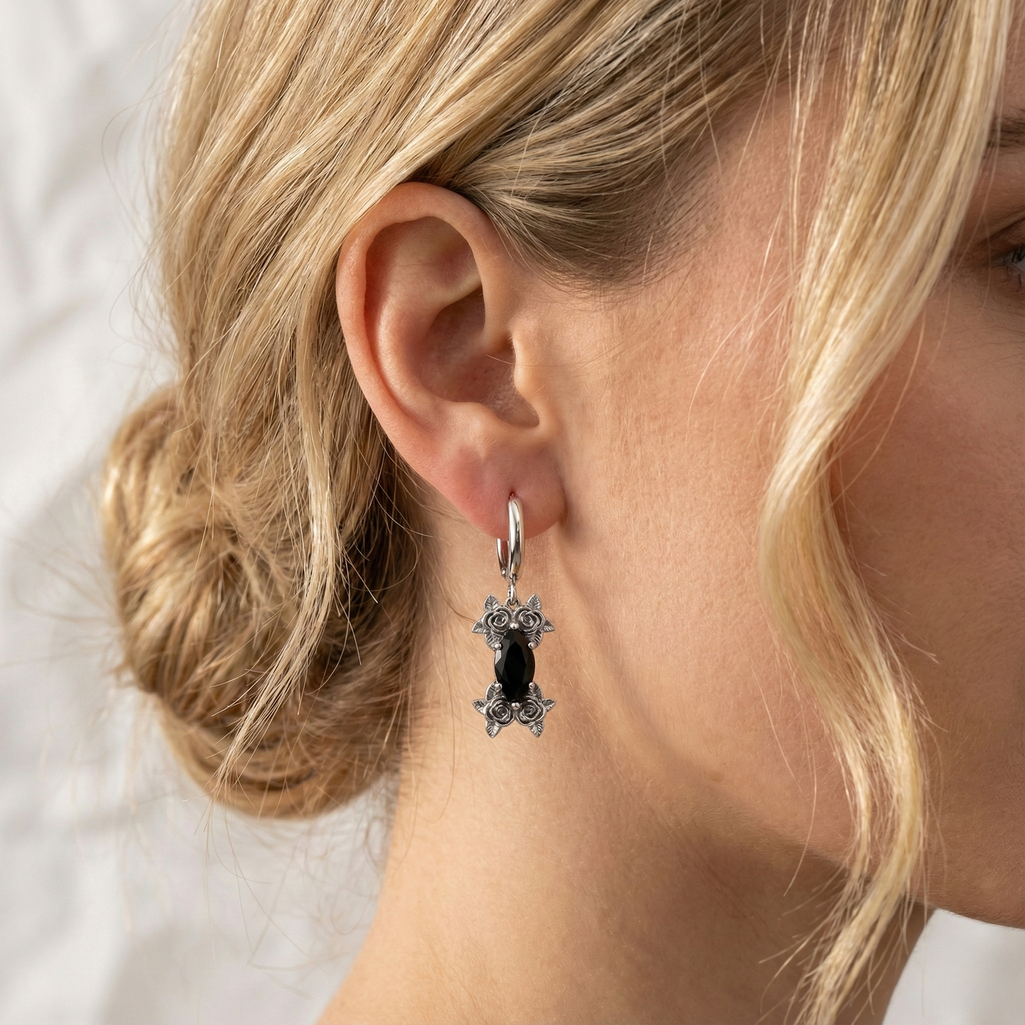 Markiz Garnet Gül Küpe (Tüm Taş ve Maden Seçenekleri)